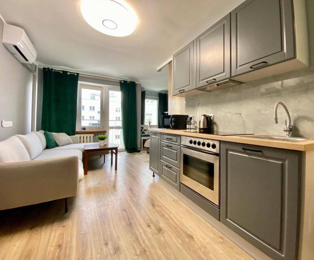 ורשה K22 Al Jana Pawla II Apartments 1 מראה חיצוני תמונה