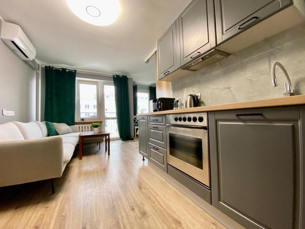 ורשה K22 Al Jana Pawla II Apartments 1 מראה חיצוני תמונה