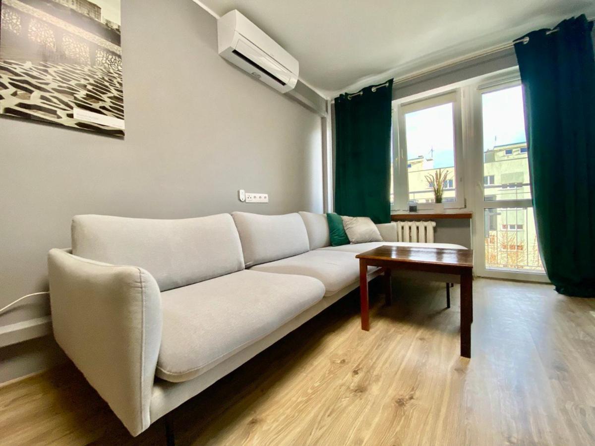ורשה K22 Al Jana Pawla II Apartments 1 מראה חיצוני תמונה